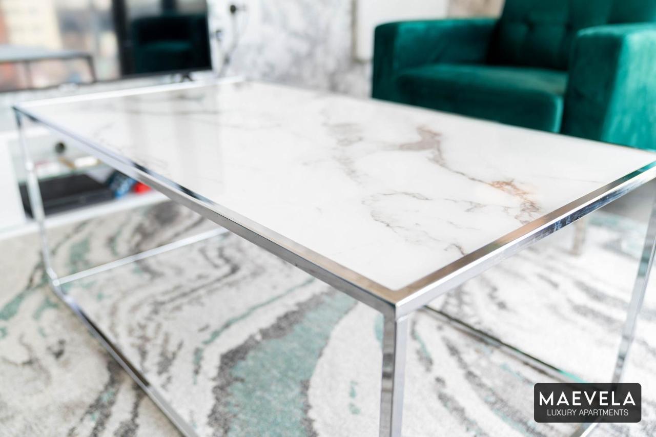 Maevela Apartments - Luxury Top Floor Penthouse - With Parking - 2 Bedroom New Build Apartment ✪ City Centre, Digbeth ✓ With Huge Patio Sliding Doors - City View - Rooftop Terrace - Ps4 & Smart Tv'S Birmingham Exterior foto