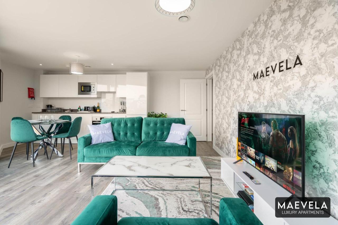 Maevela Apartments - Luxury Top Floor Penthouse - With Parking - 2 Bedroom New Build Apartment ✪ City Centre, Digbeth ✓ With Huge Patio Sliding Doors - City View - Rooftop Terrace - Ps4 & Smart Tv'S Birmingham Exterior foto